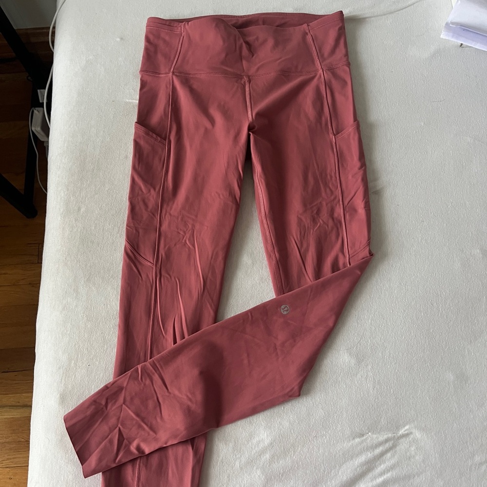 Lululemon Fast and Free Leggings 25”